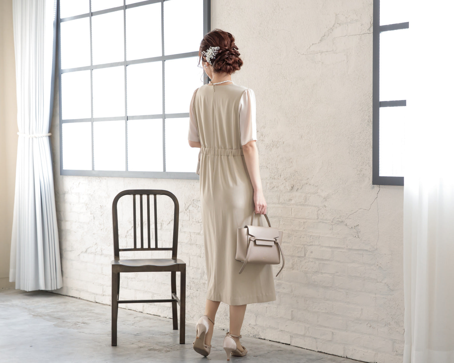 ポケット付き胸元レースマルチドレス 105023ベージュ