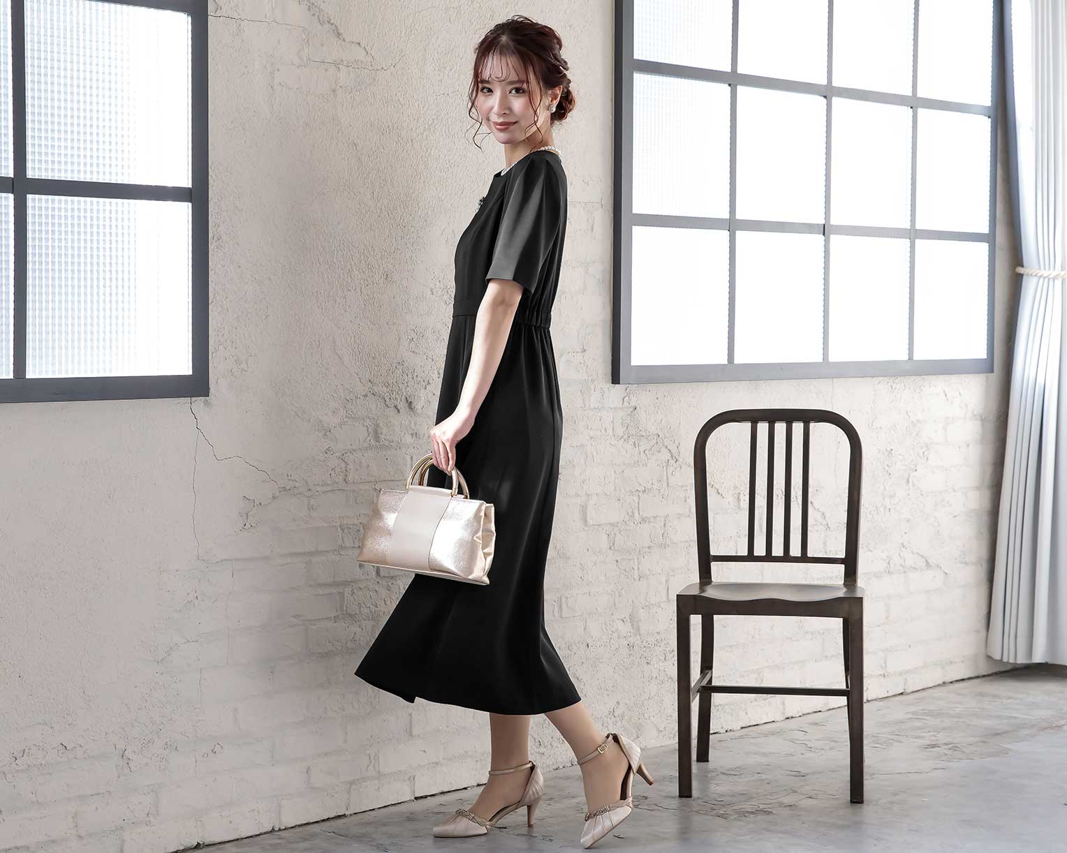 ポケット付き袖スリットマルチドレス 105024ブラック