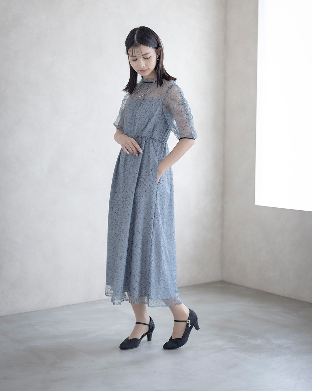 【S~4L】バックリボン配色レースドレス 105028ダスティブルー