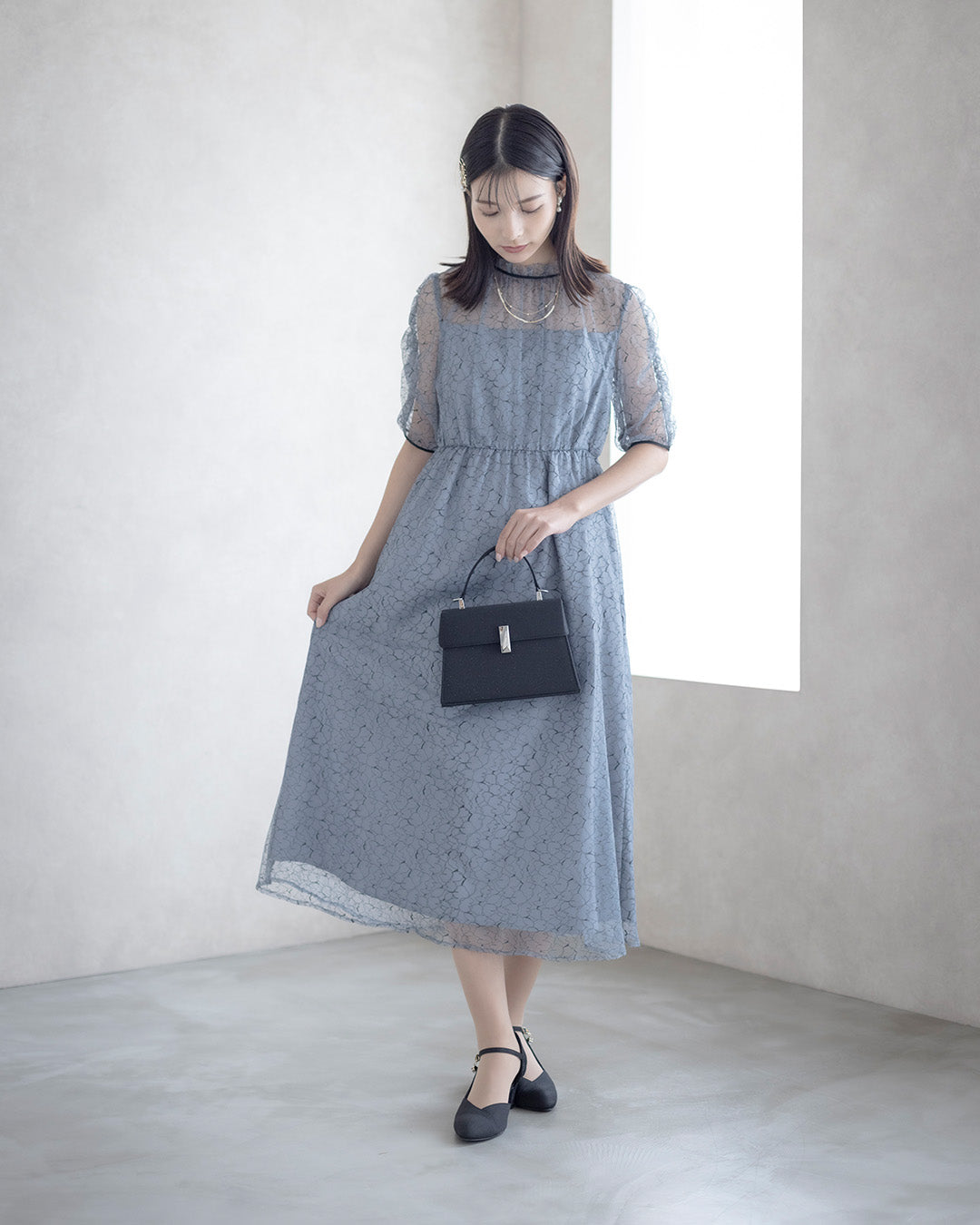 【S~4L】バックリボン配色レースドレス 105028ダスティブルー