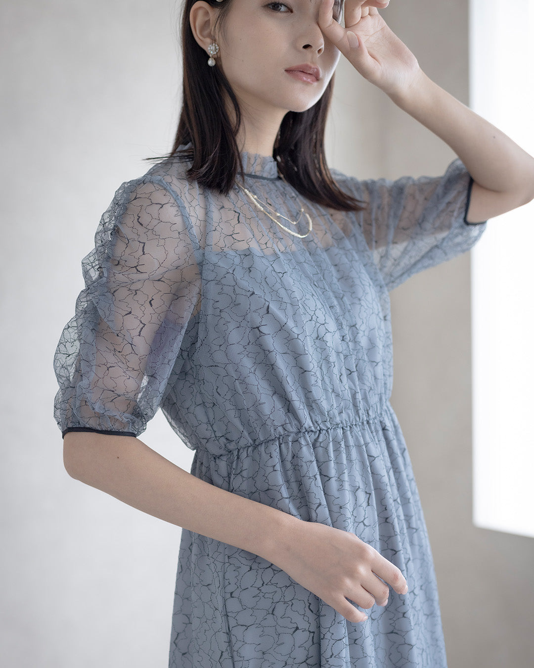 【S~4L】バックリボン配色レースドレス 105028ダスティブルー