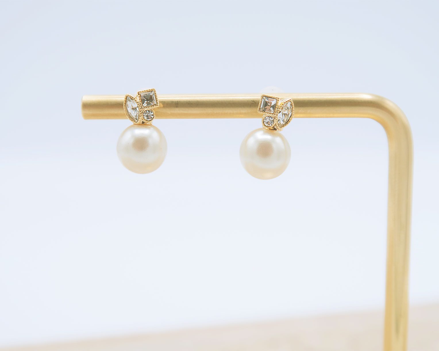 アレルギー対応 金アレ 結婚式 おしゃれ ピアス イヤリング 人気 トレンド 韓国 ビジュー パール 二次会 インスタグラマー ゴールド アクセサリー