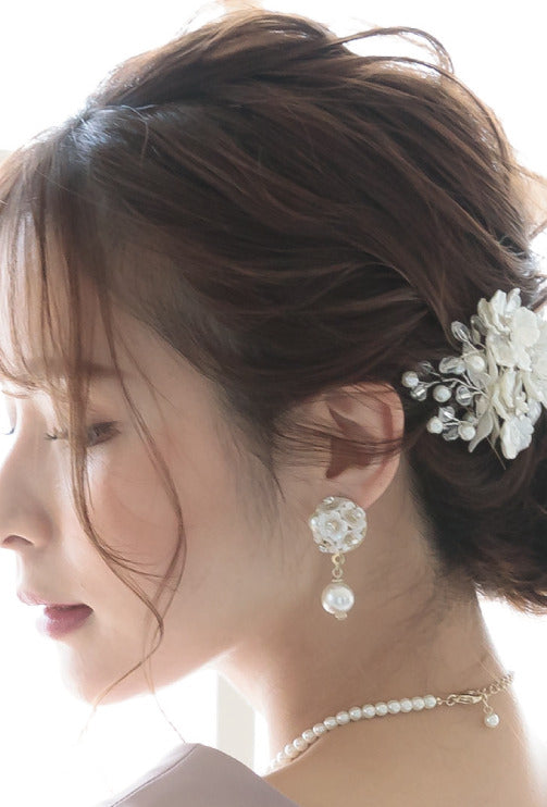 結婚式 おしゃれ ピアス イヤリング 人気 トレンド 韓国 ビジュー パール 二次会 インスタグラマー ゴールド アクセサリー