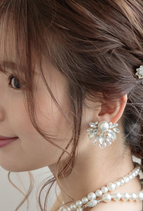 結婚式 おしゃれ ピアス イヤリング 人気 トレンド 韓国 ビジュー パール 二次会 インスタグラマー ゴールド アクセサリー