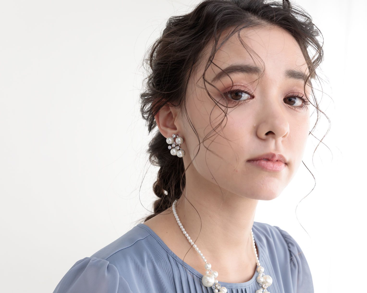 結婚式 おしゃれ ピアス イヤリング 人気 トレンド 韓国 ビジュー パール 二次会 インスタグラマー ゴールド アクセサリー