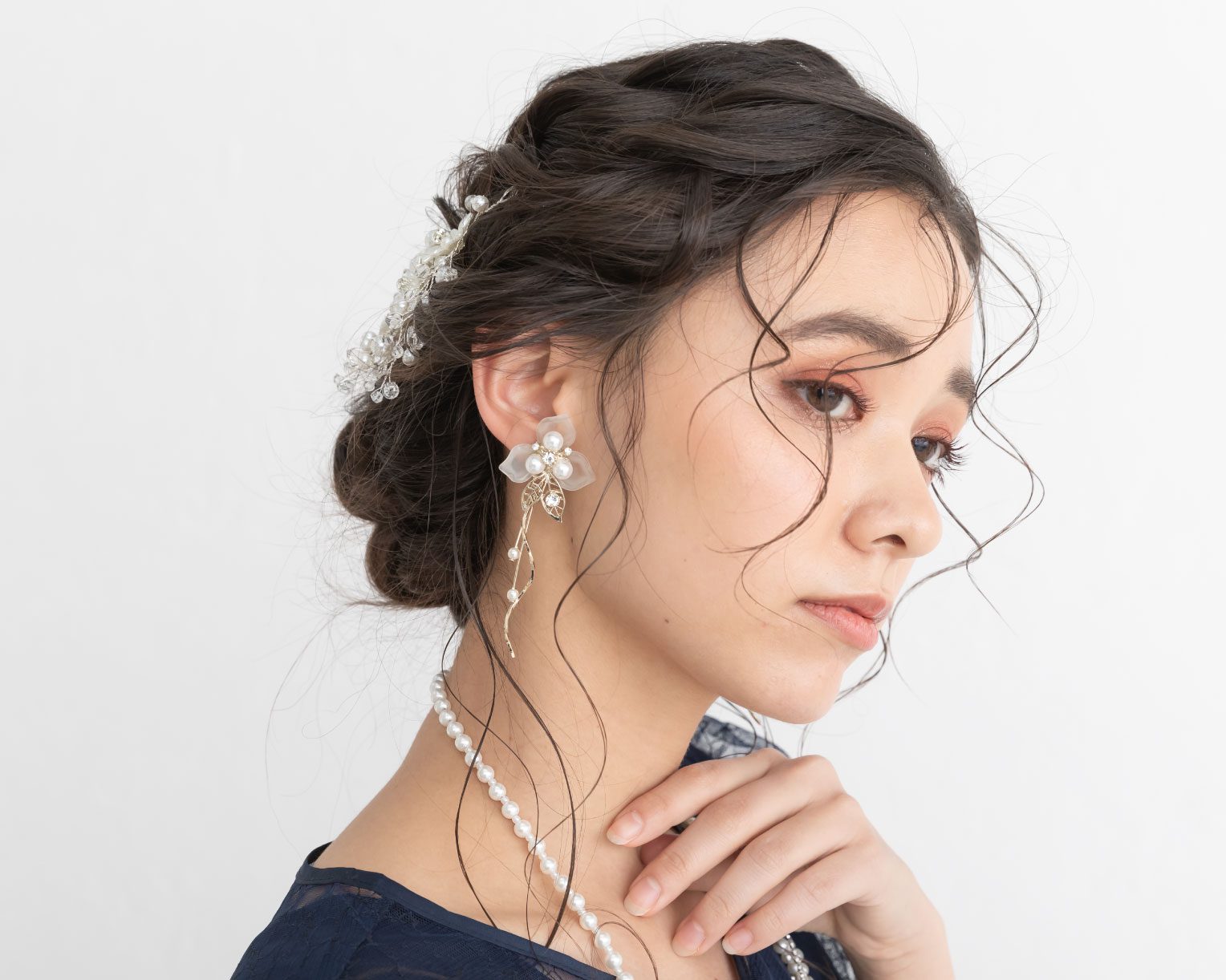 結婚式 おしゃれ ピアス イヤリング 人気 トレンド 韓国 ビジュー パール 二次会 インスタグラマー ゴールド アクセサリー