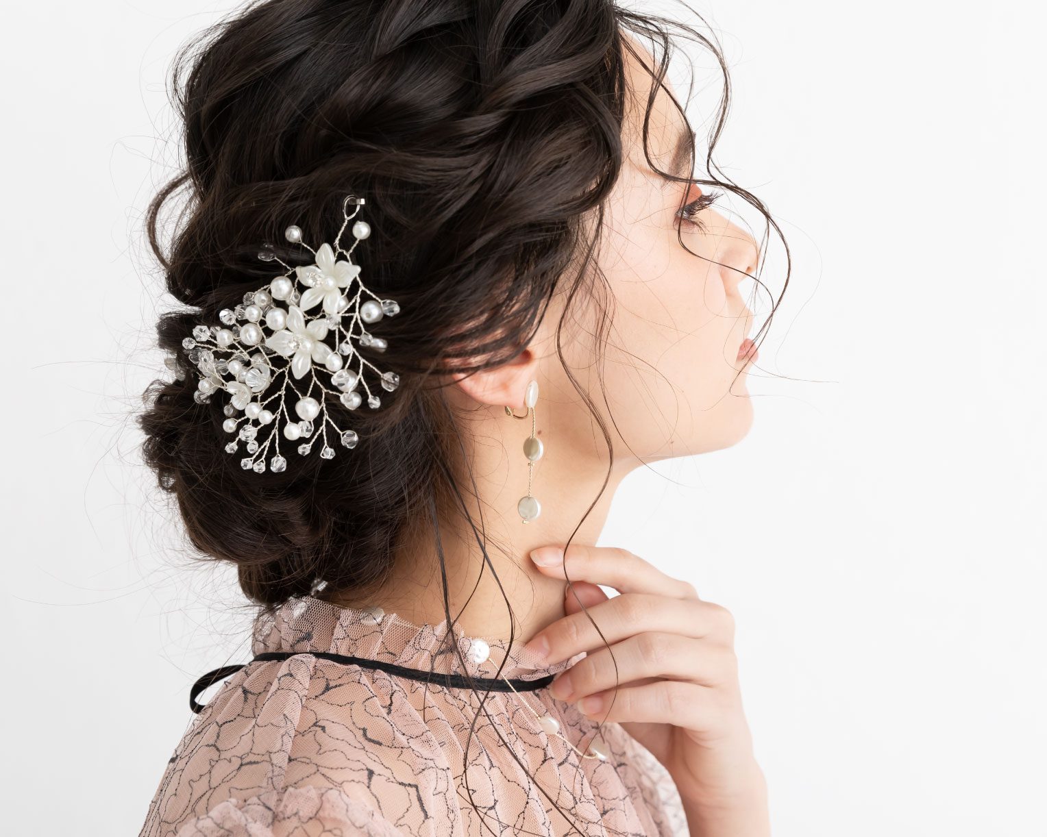 結婚式 おしゃれ ピアス イヤリング 人気 トレンド 韓国 ビジュー パール 二次会 インスタグラマー ゴールド アクセサリー