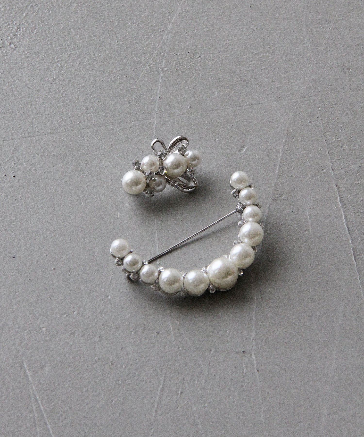 ブローチ2点セット(アーチパール) 56048