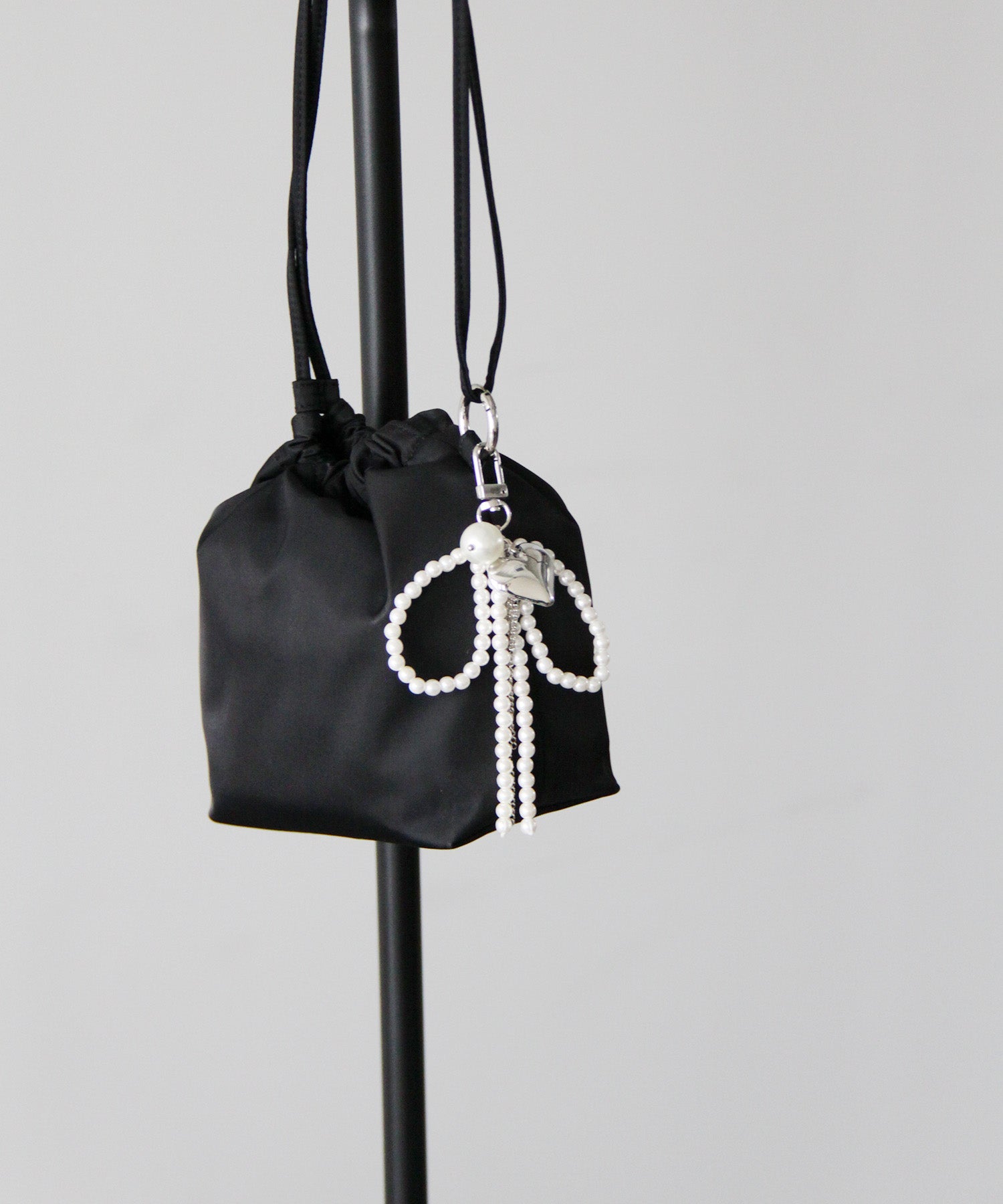 パールリボン バッグチャーム ハート付き 56050