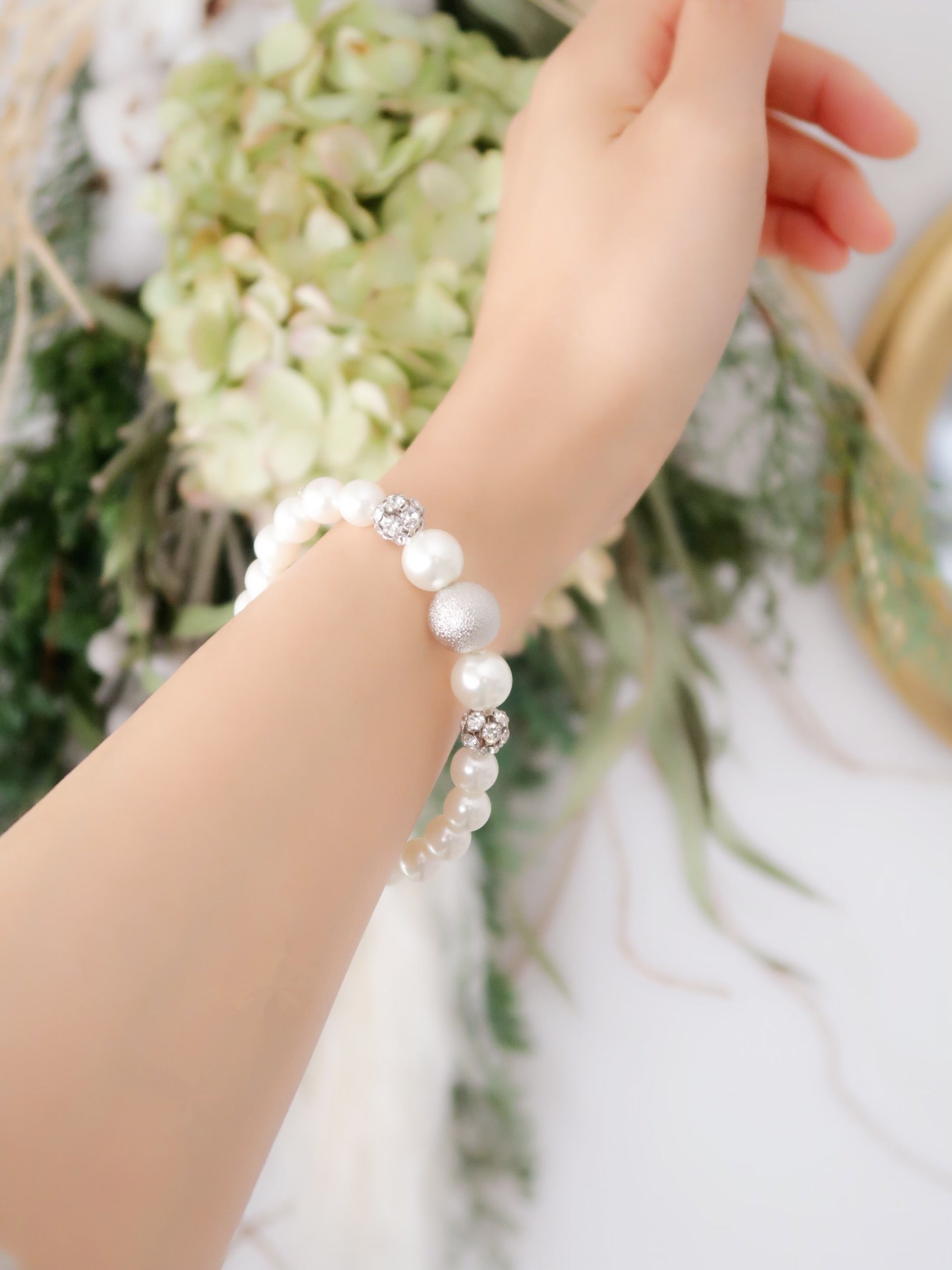 おしゃれ かわいい ブレスレット 結婚式 二次会 韓国 ランキング 華奢 ゴールド パール