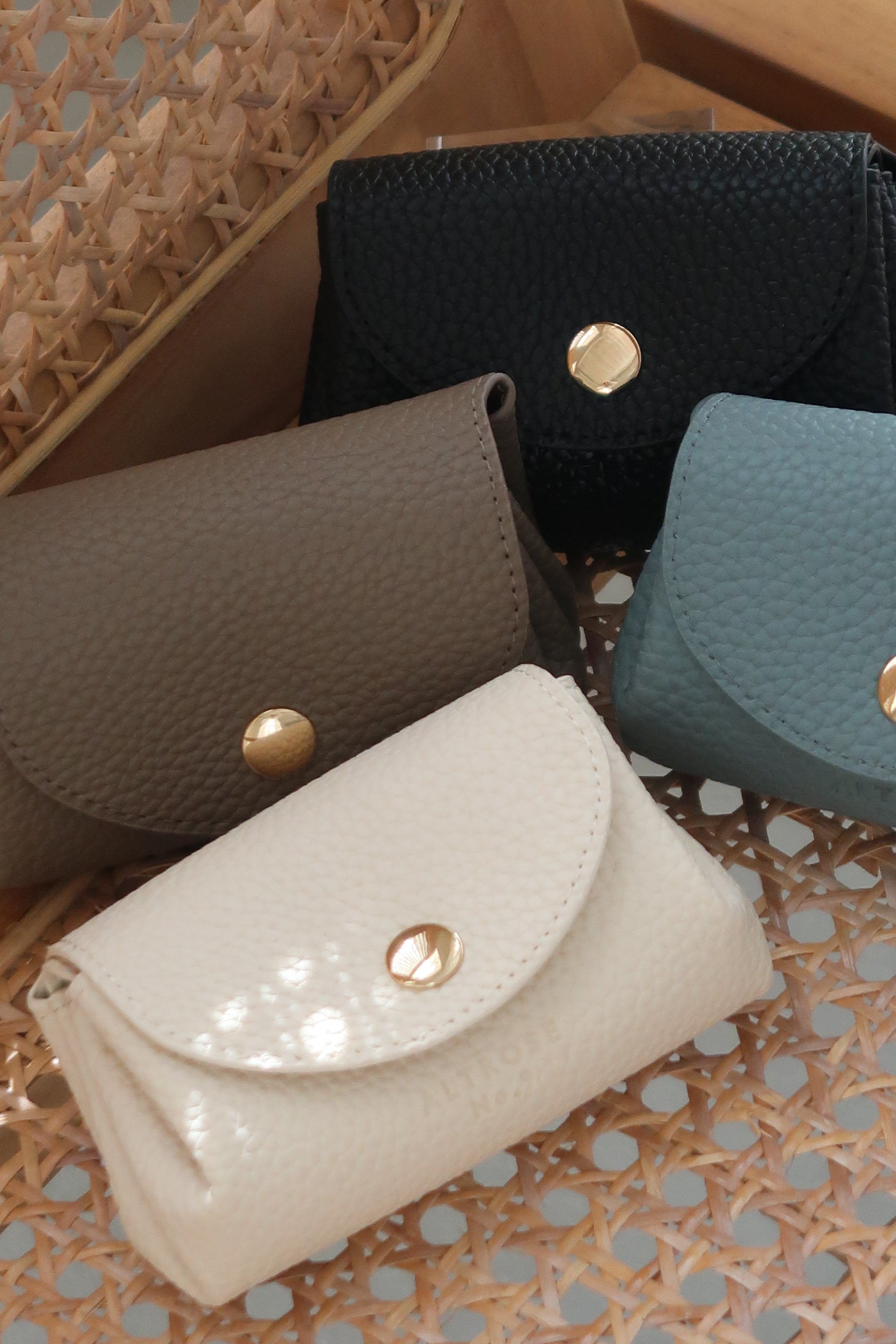 【 ALTROSE 】 レディース ミニ財布 シボ ドーラ rb332403