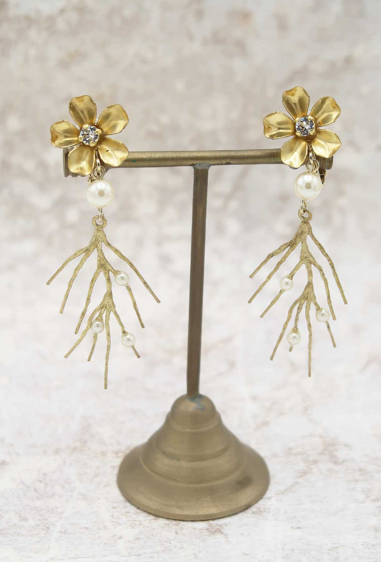 Brass twig flowerイヤリング bh006