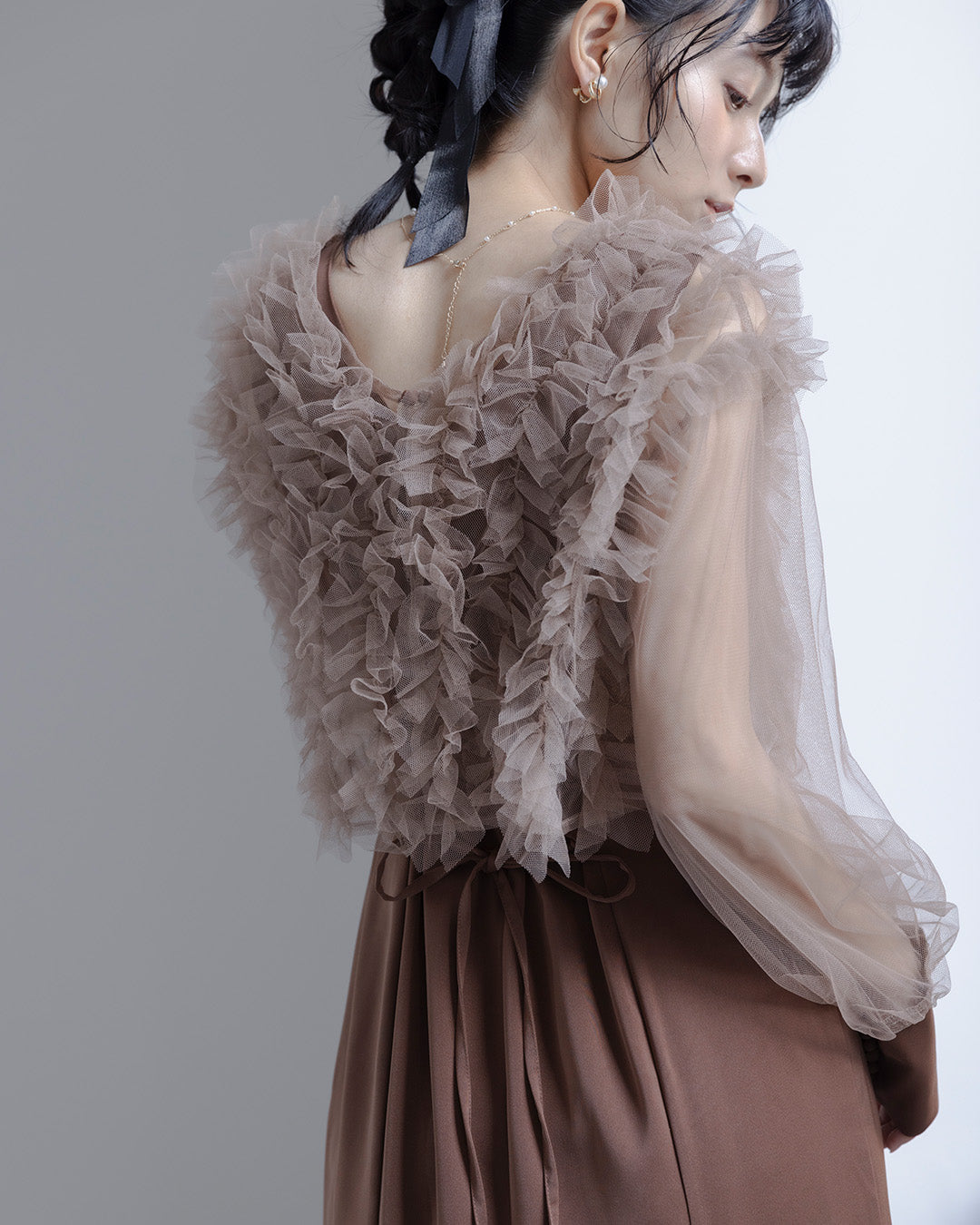 Dorry doll フリルブラウスセットドレス as25682 ブラウン 後ろ向き着用 フリルチュールブラウス バックスタイル 結婚式・パーティー応フォーマルドレス