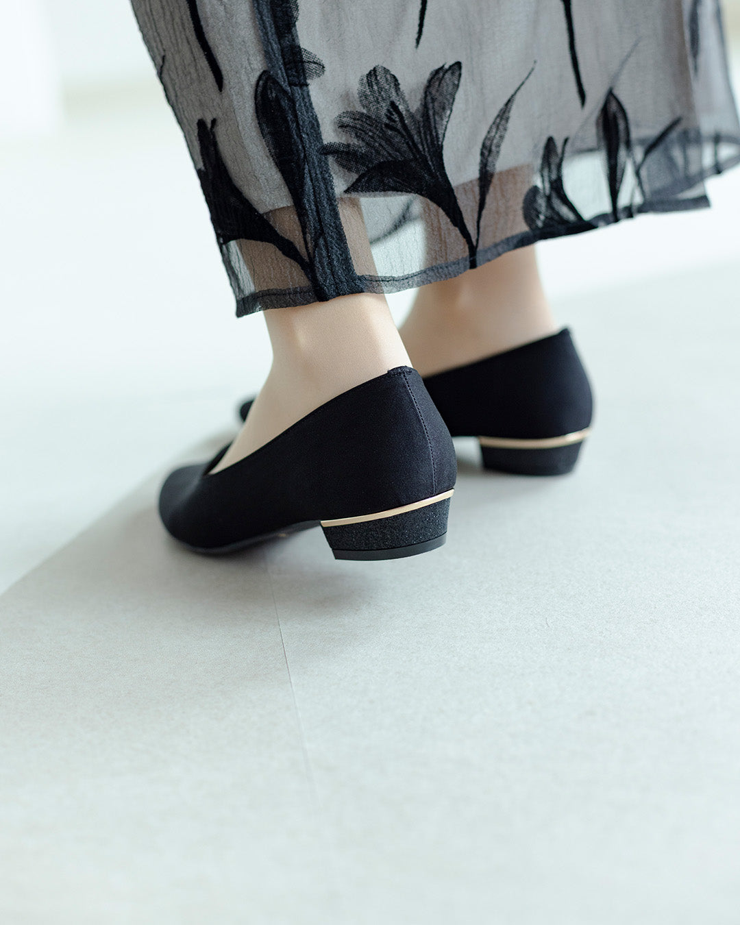 ローヒールパンプス グリッター PL8426