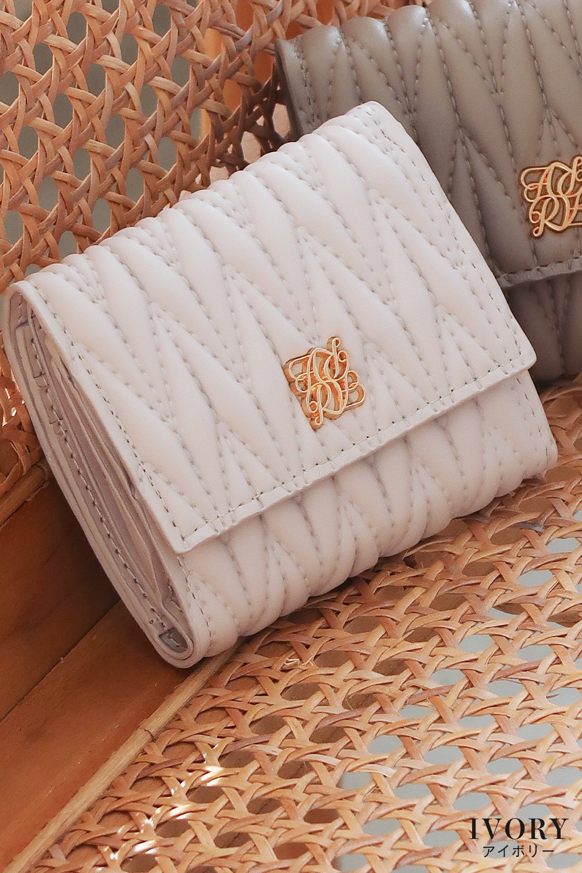 【 ALTROSE 】 レディース キルティング ミニ財布 ロージア rb332754