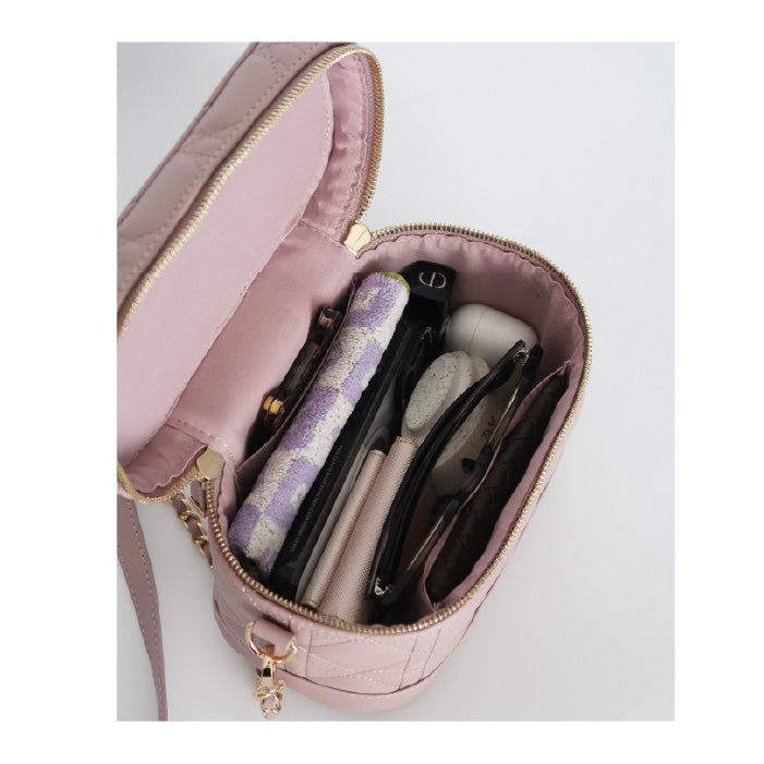 【 ALTROSE 】 キルティング バニティバッグ エレブ rb332975