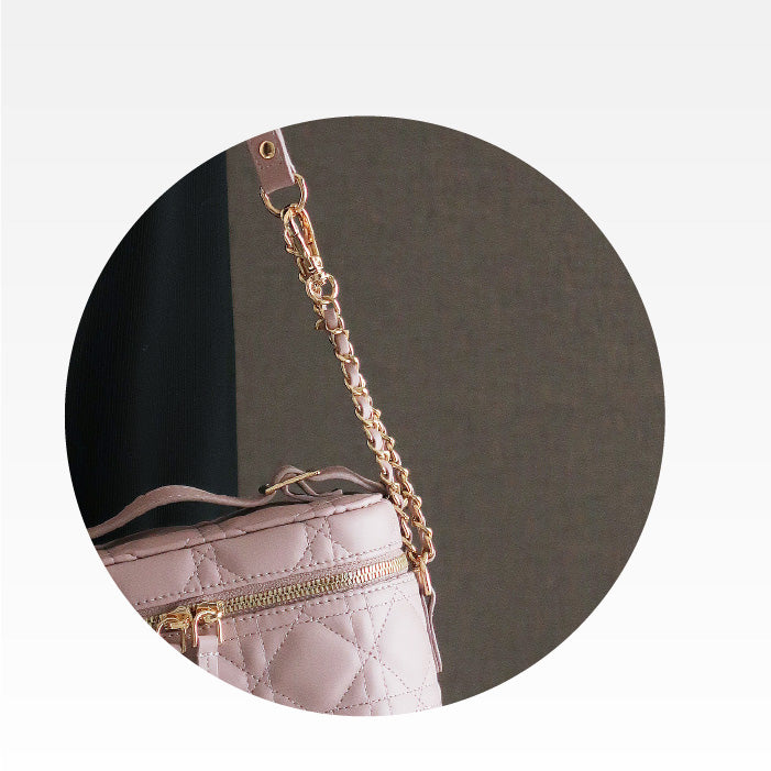 【 ALTROSE 】 キルティング バニティバッグ エレブ rb332975