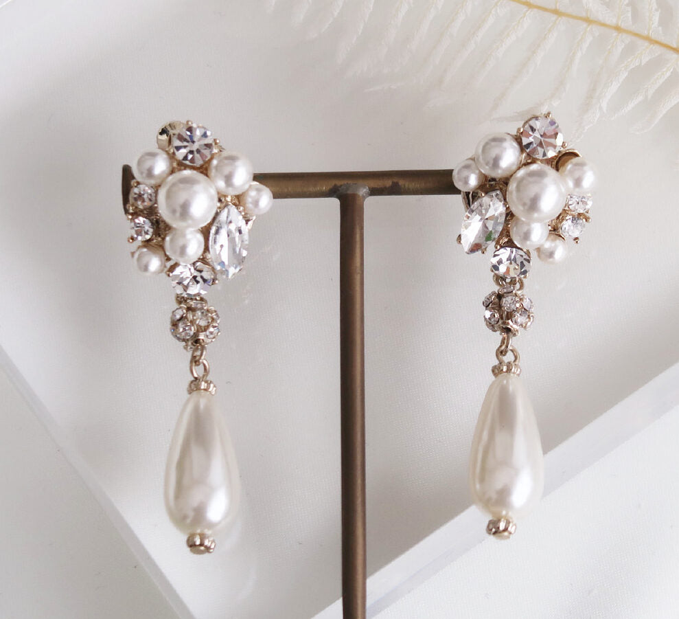 結婚式 おしゃれ ピアス イヤリング 人気 トレンド 韓国 ビジュー パール 二次会 インスタグラマー ゴールド アクセサリー