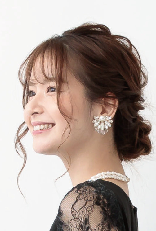 結婚式 おしゃれ ピアス イヤリング 人気 トレンド 韓国 ビジュー パール 二次会 インスタグラマー ゴールド アクセサリー