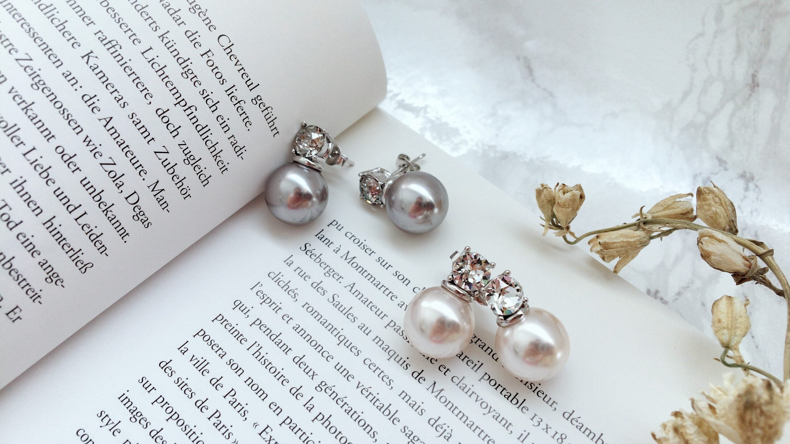 結婚式 おしゃれ ピアス イヤリング 人気 トレンド 韓国 ビジュー パール 二次会 インスタグラマー ゴールド アクセサリー