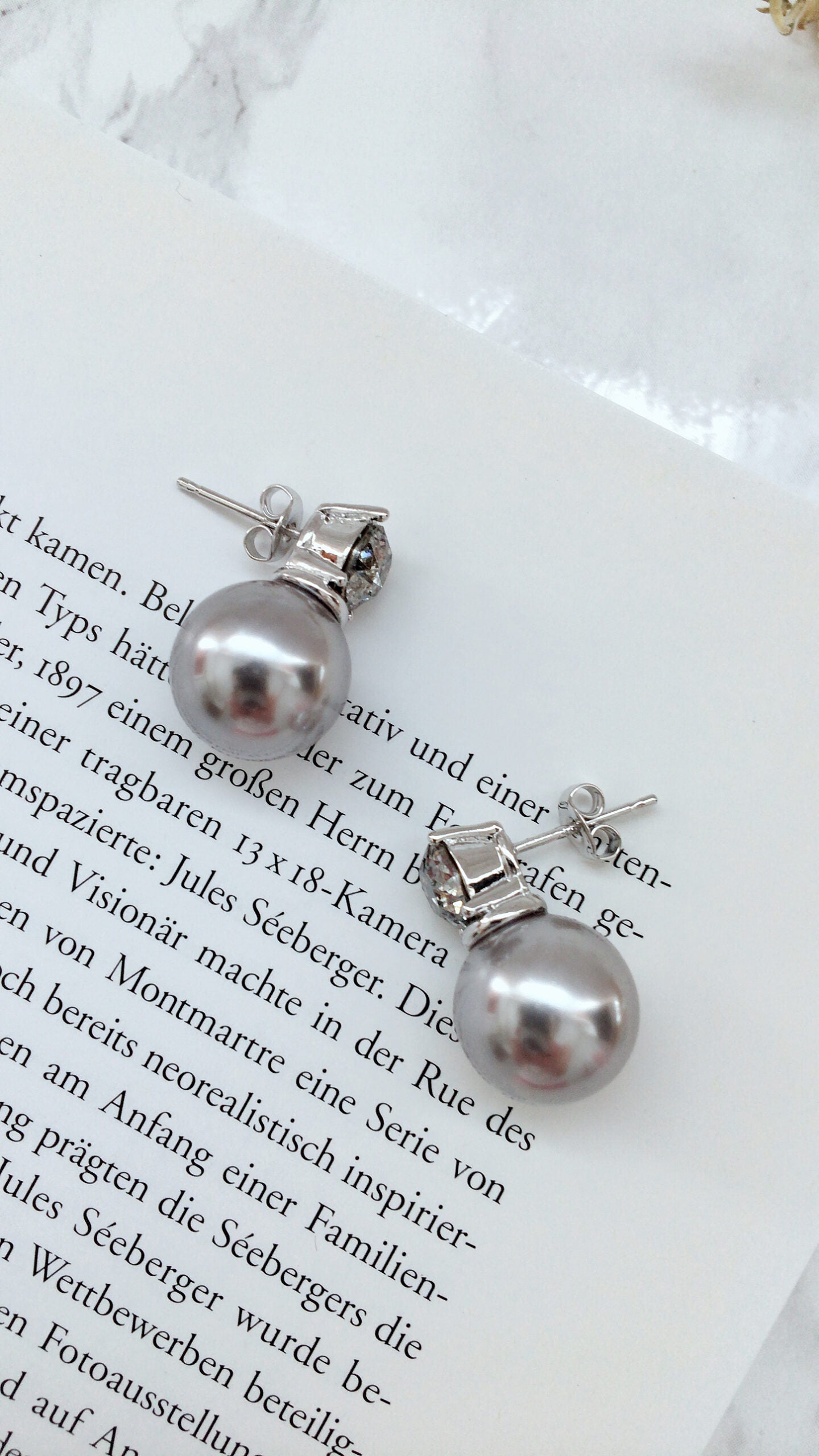 結婚式 おしゃれ ピアス イヤリング 人気 トレンド 韓国 ビジュー パール 二次会 インスタグラマー ゴールド アクセサリー