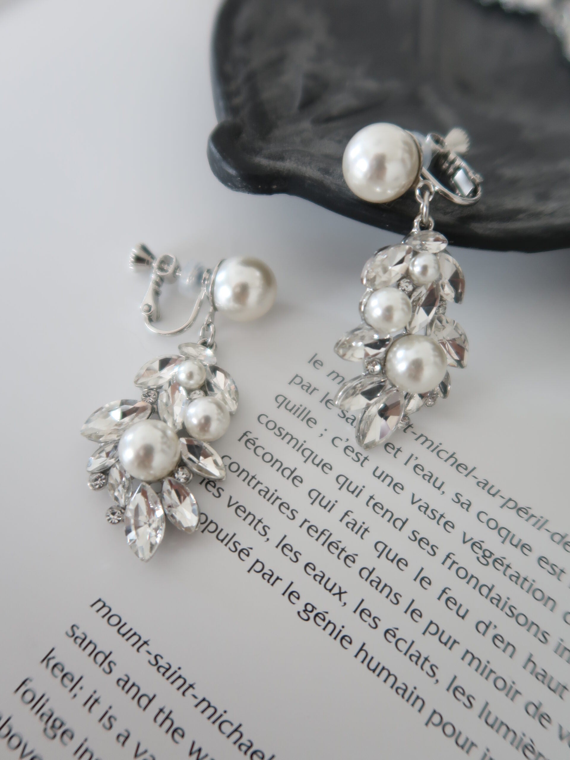 結婚式 おしゃれ ピアス イヤリング 人気 トレンド 韓国 ビジュー パール 二次会 インスタグラマー ゴールド アクセサリー