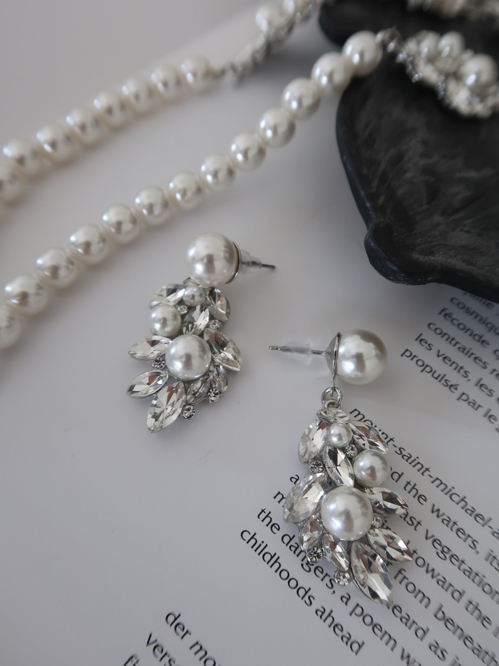 結婚式 おしゃれ ピアス イヤリング 人気 トレンド 韓国 ビジュー パール 二次会 インスタグラマー ゴールド アクセサリー