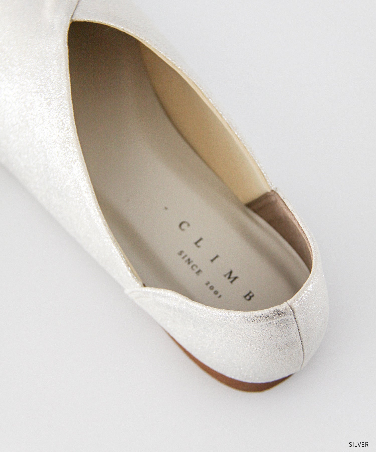 極美品 ファビオルスコーニ ホワイト フラット パンプス Vカット レザー 白 極美品 ファビオルスコーニ ホワイト フラット パンプス Vカット