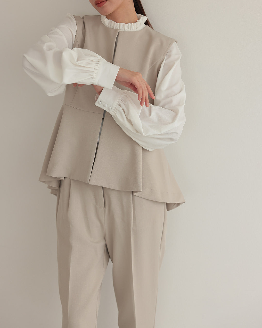 [ Placebo ] 【手洗いOK】クルーネックベストセットアップスーツ３点セット h125604 ベージュ